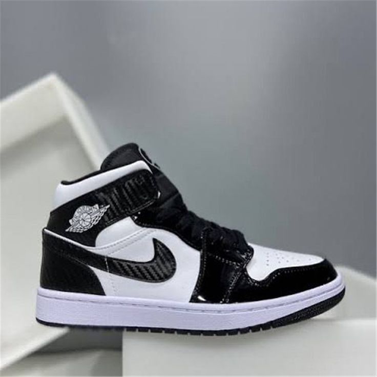 Nike Air Jordan Panda Black and White